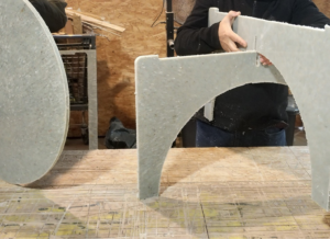 prototip de taula feta amb plàstic reciclat